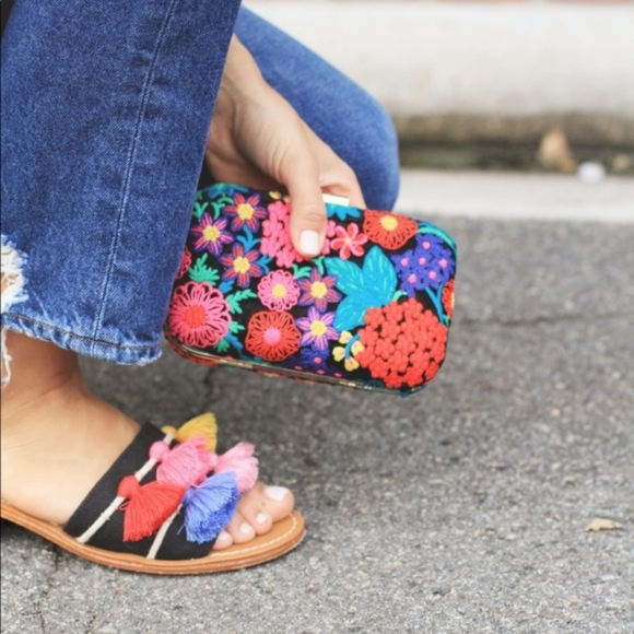 SOLD - Picture 4 of 8